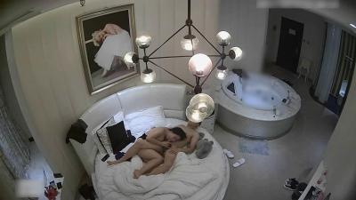 一见你就干这事.换性感情趣装操临走时又被干一次