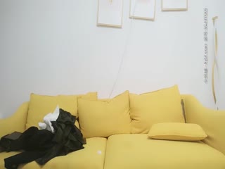 长相甜美黑衣短裙妹子啪啪，撩起裙子摸b特写骑乘猛操